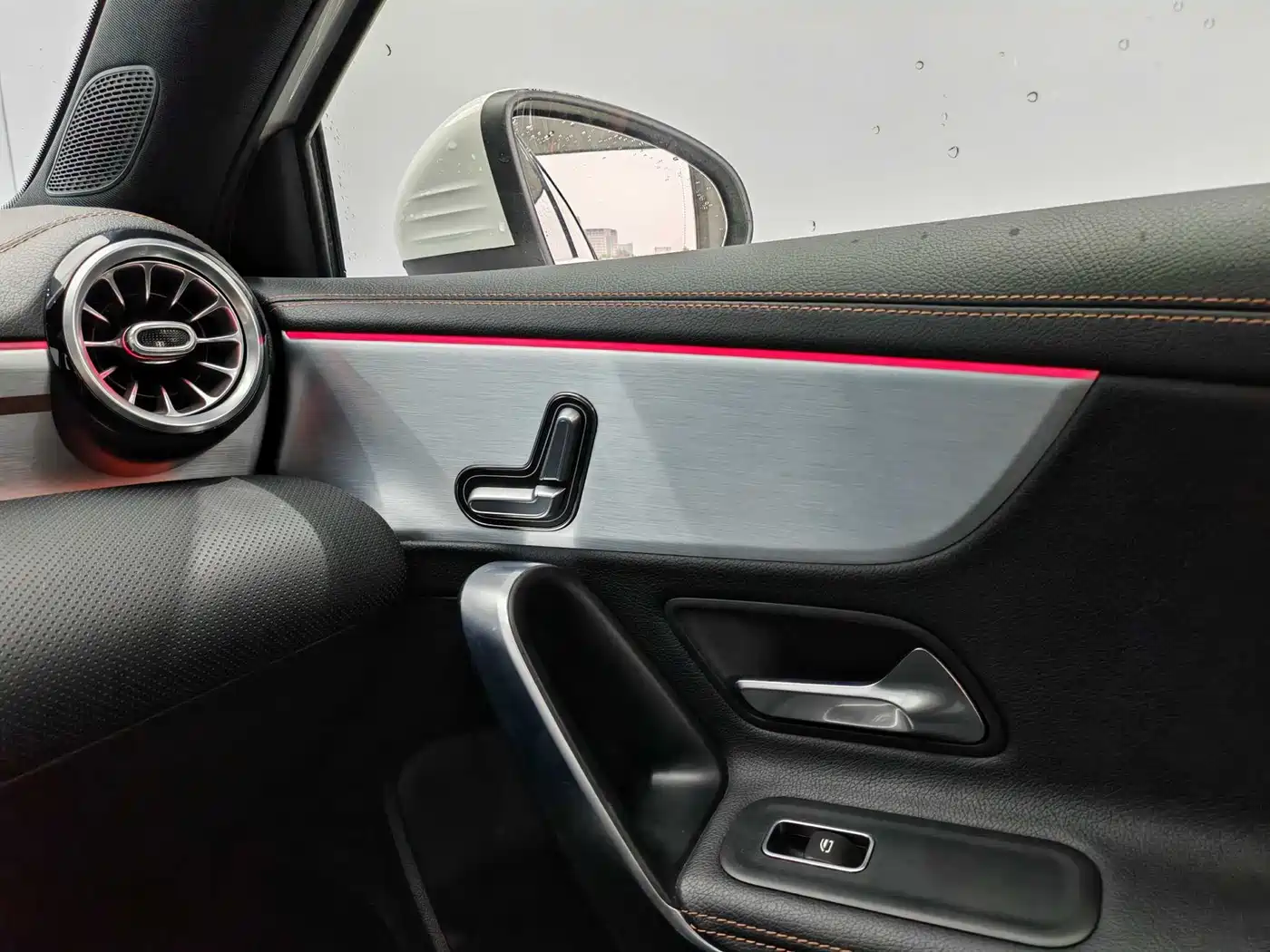 Mercedes-Benz A-Class 2019 A 200 L Sport Sedane Pioneer Special Edition фото 17