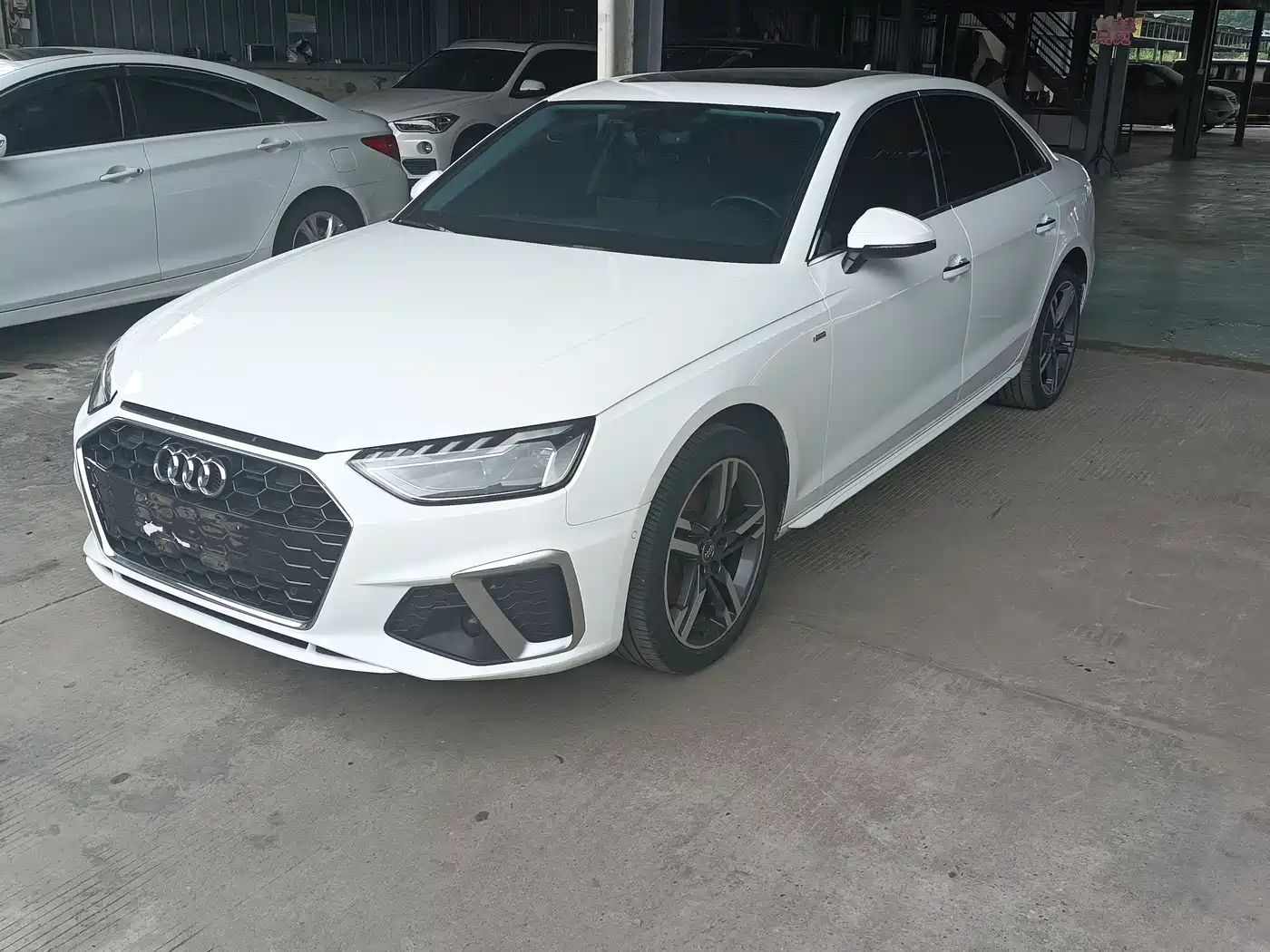 Audi A4L 2022 40 TFSI Luxury Dynamic
