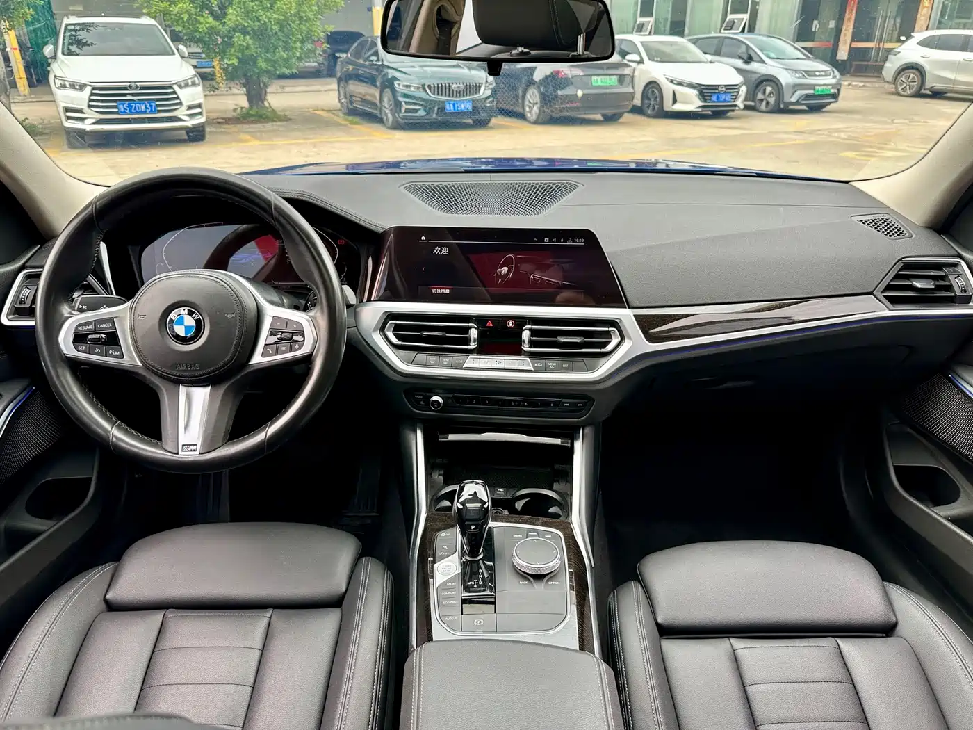 BMW 3 Series 2020 325Li M Sport Package фото 15
