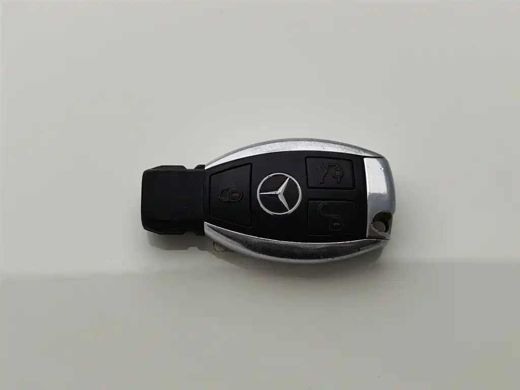 Mercedes-Benz E-Class (Import) 2011 E 260 CGI Coupe фото 19