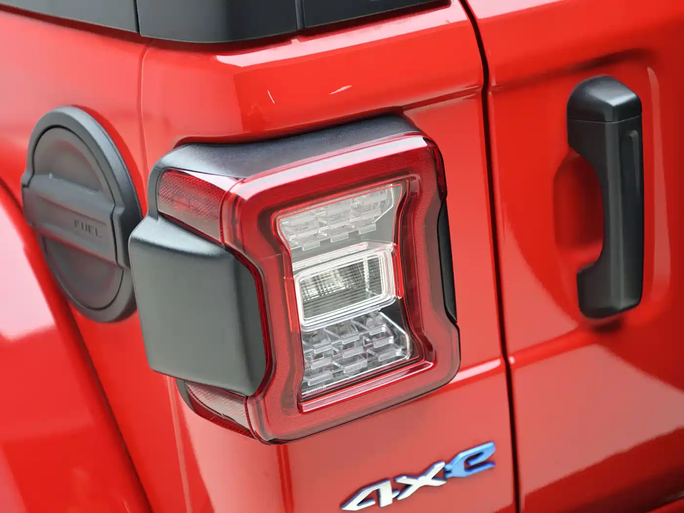 Jeep Wrangler 4xe 2022 2021 4-Door 2.0T 4xe Sahara