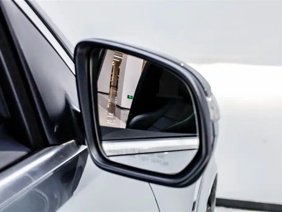 Mercedes-Benz GLE 2020 GLE 350 4MATIC Luxury фото 23