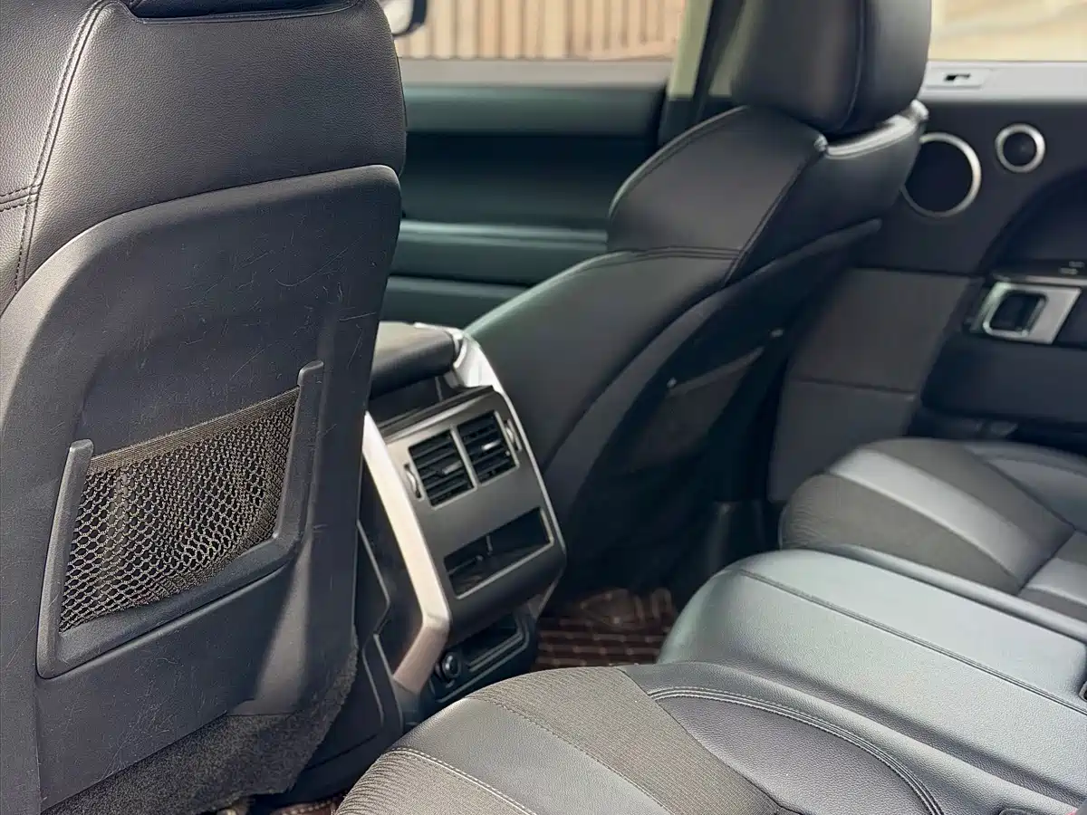 Photo 6 - Land Rover Range Rover Sport