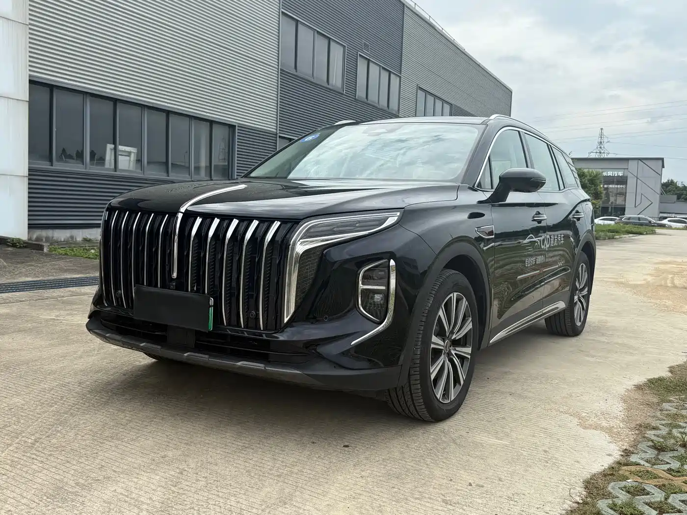 Hongqi HS7 PHEV 2025 2025 Revised Model 2.0T PHEV 4WD 2 Million Units Commemorative Edition 6-Seater