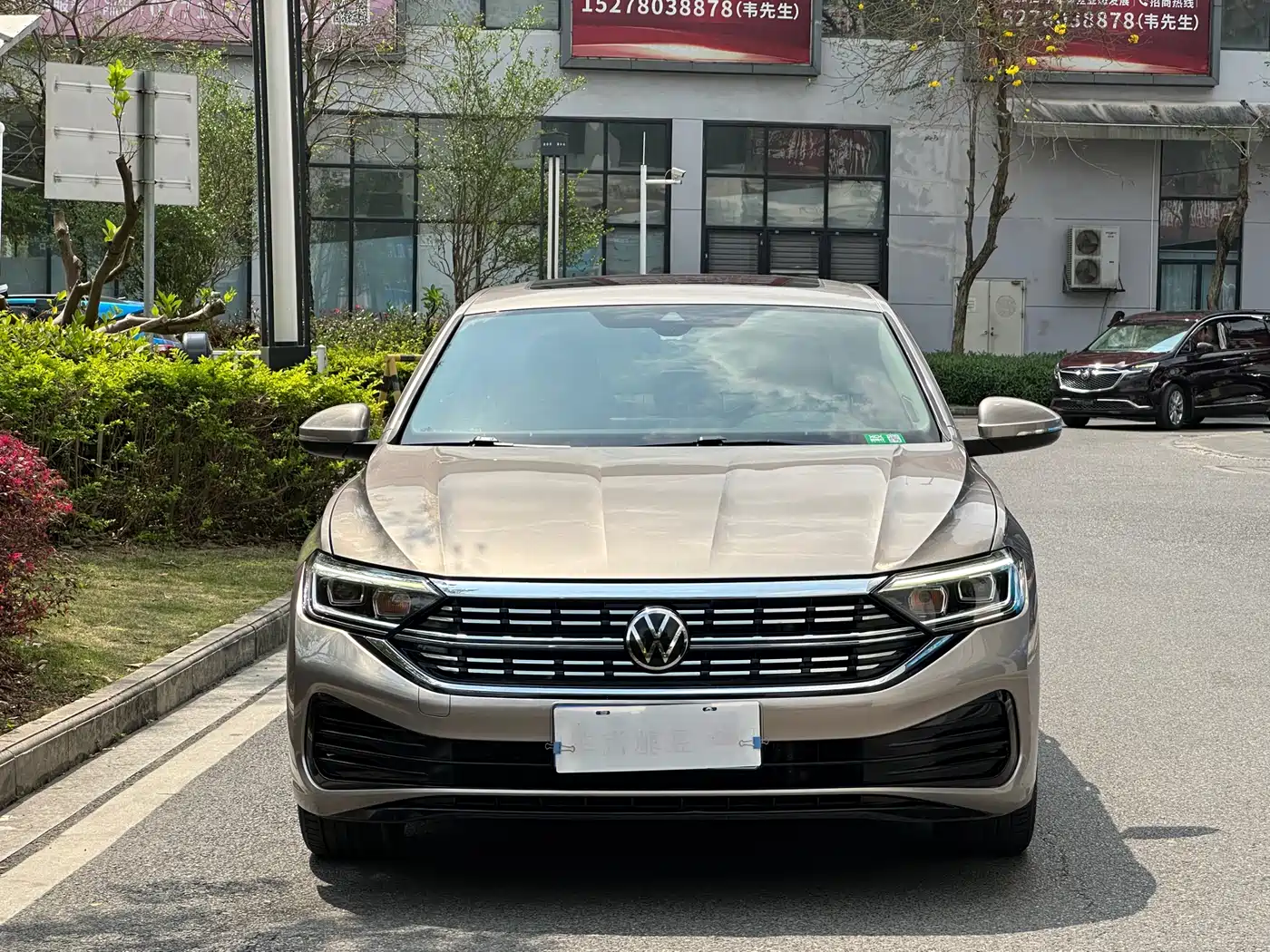 Volkswagen Sagitar 2023 Model Year 280TSI DSG Surpass Edition фото 2