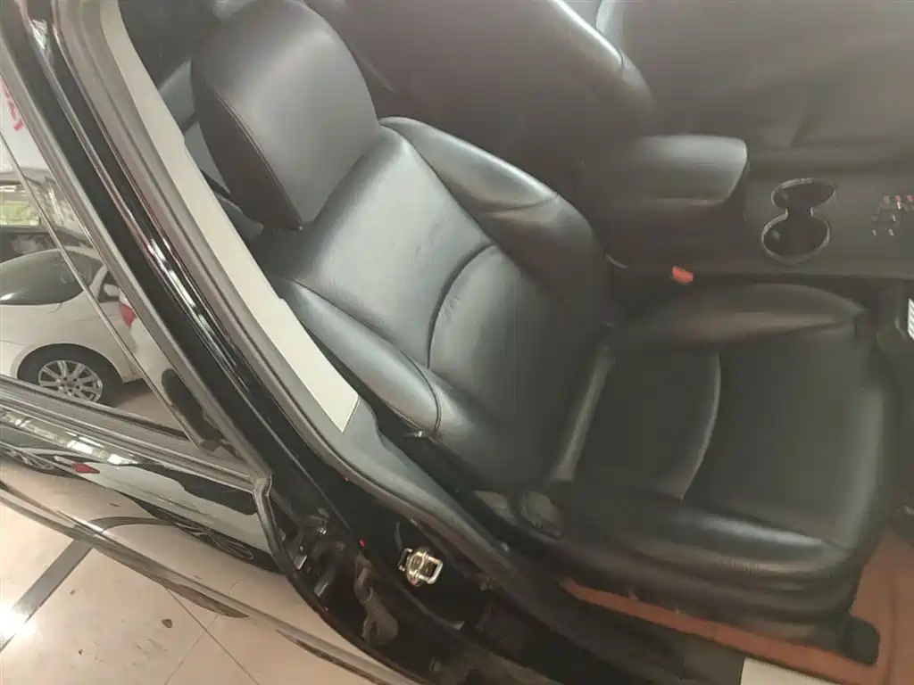 Kia Borego 2015 3.8L Luxury Edition China IV фото 25