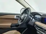 Фото 22 - Ford Explorer
