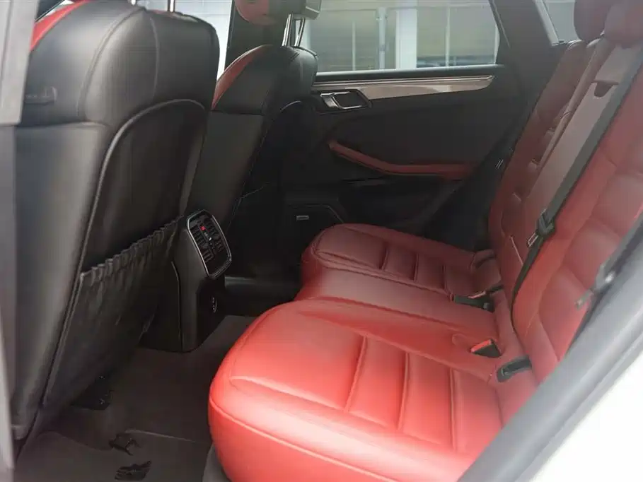 Porsche Macan 2020 Macan Turbo 2.9T фото 16