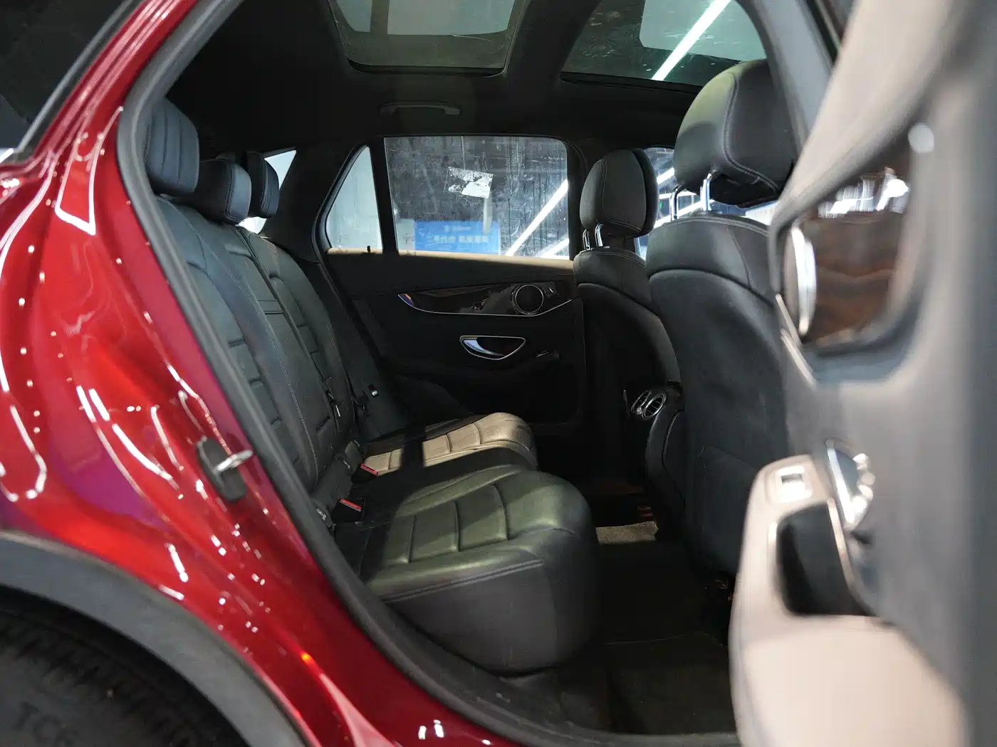 Mercedes-Benz GLC 2017 GLC 260 4MATIC Luxury фото 22