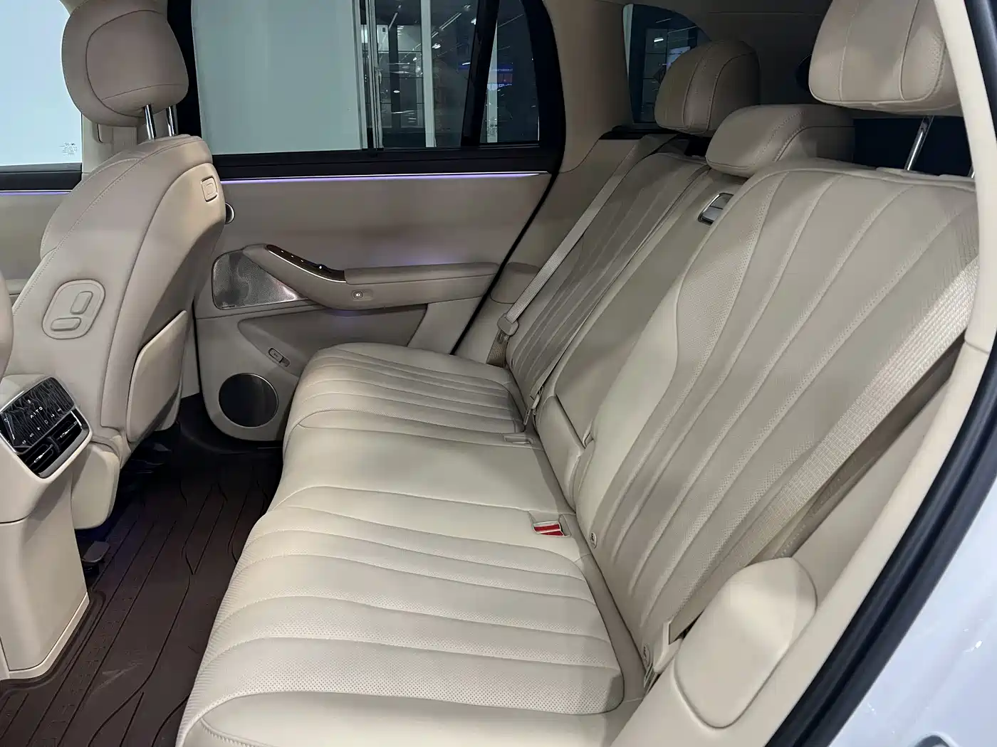AITO Wenjie AITO M7 2026 Pure Electric Max AWD 5-seater фото 6