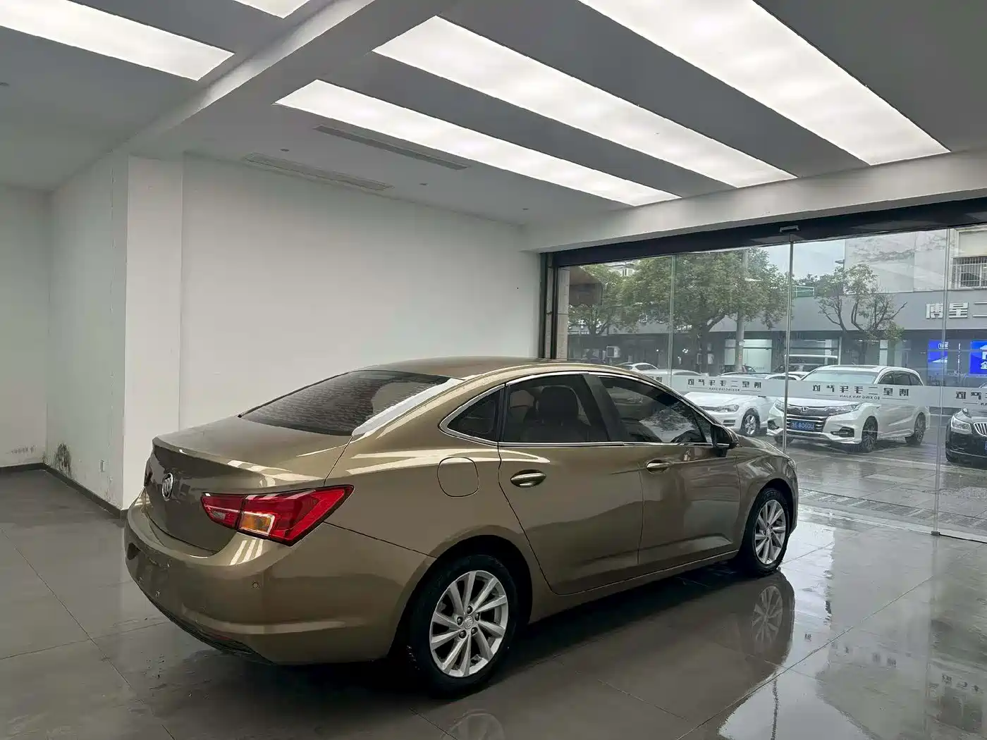 Buick Verano 2015 Sedan 15S Automatic Progressive фото 9