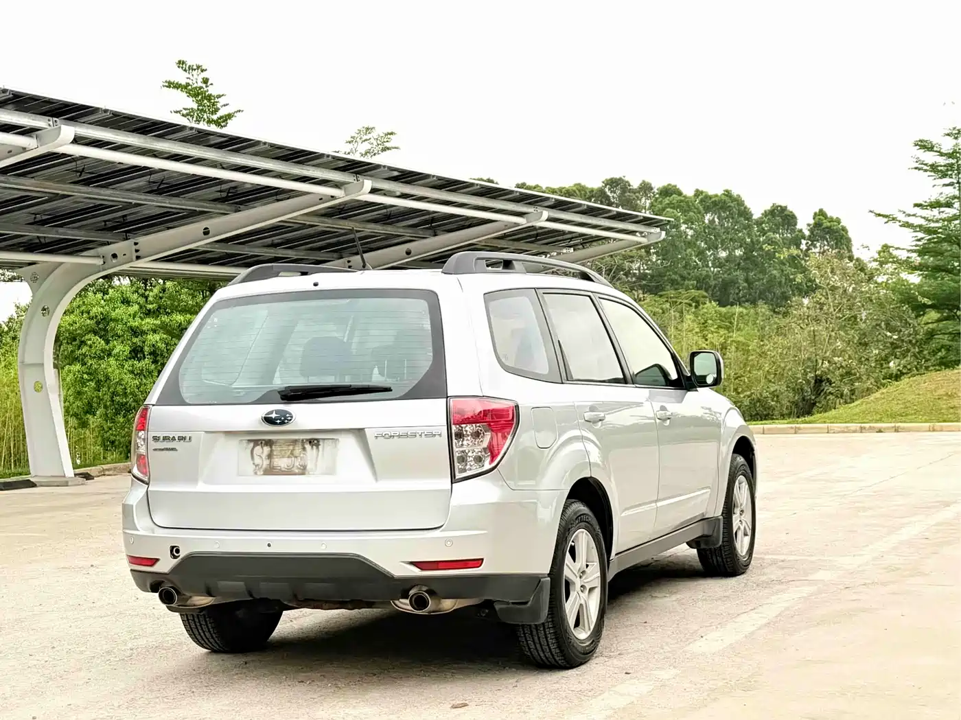 Subaru Forester 2010 2.0XS Automatic Luxury Edition фото 5