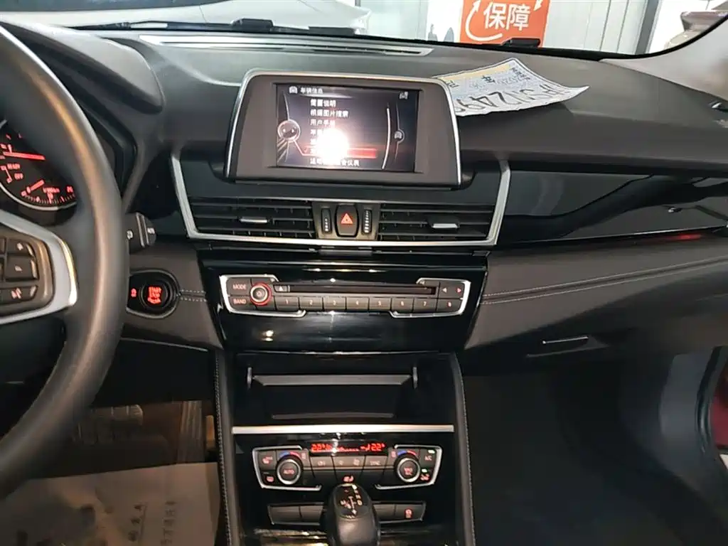 BMW 2 Series Tourer (Import) 2015 218i Sport Design Package фото 13