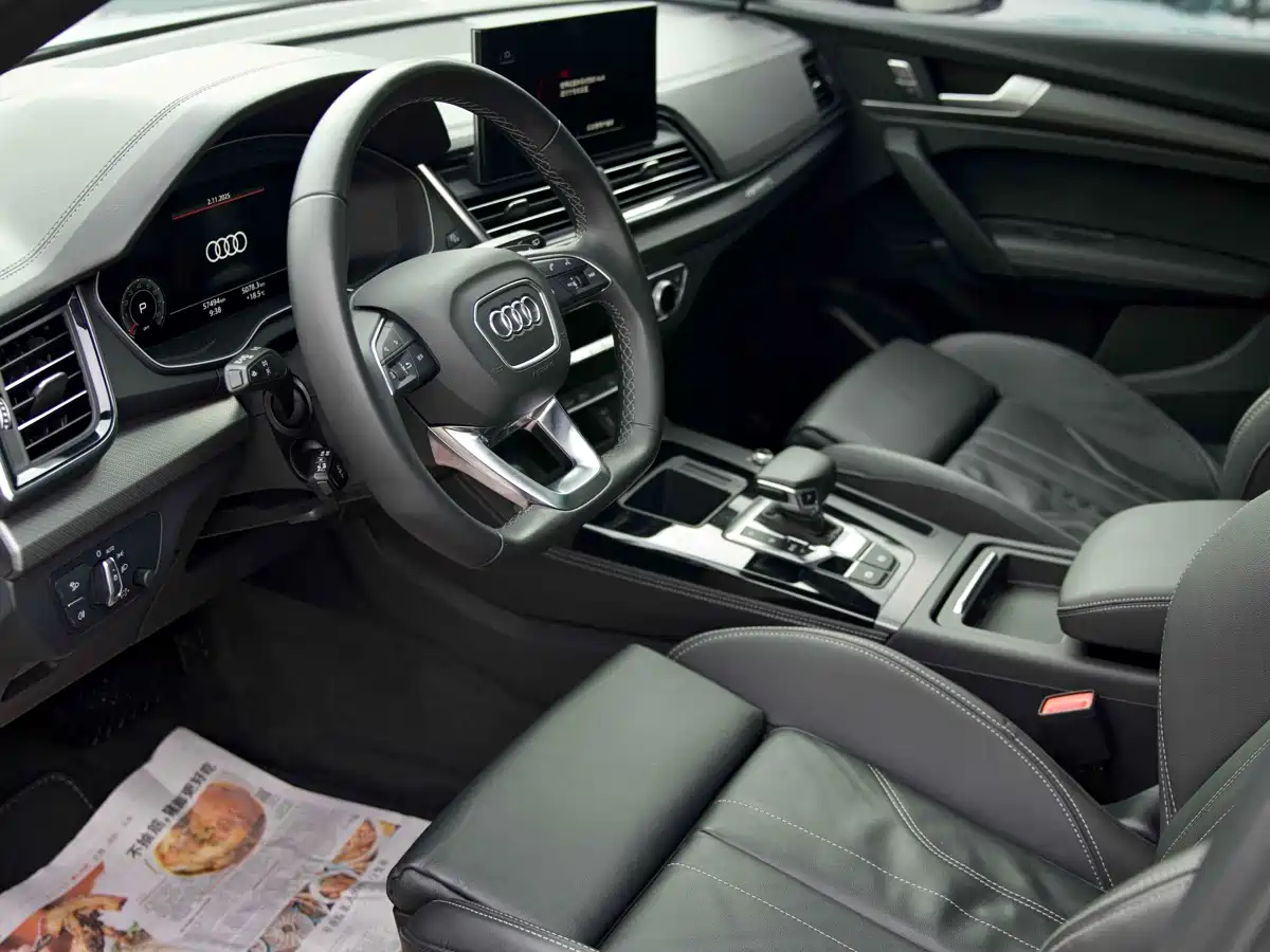Audi Q5L 2023 40T Luxury Dynamic фото 7