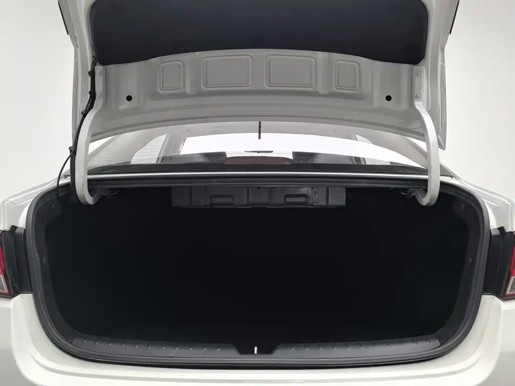 Kia K2 2017 2017 Sedan 1.4L MT GLS