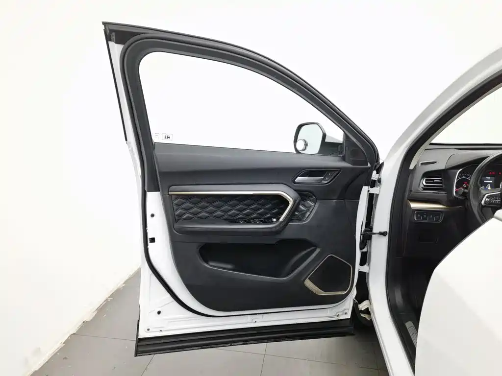 Фото 8 - Haval H6