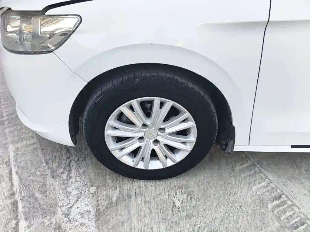 Peugeot 301 2016 2016 1.6L Manual Comfort Edition