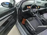 Photo 12 - Volkswagen Golf