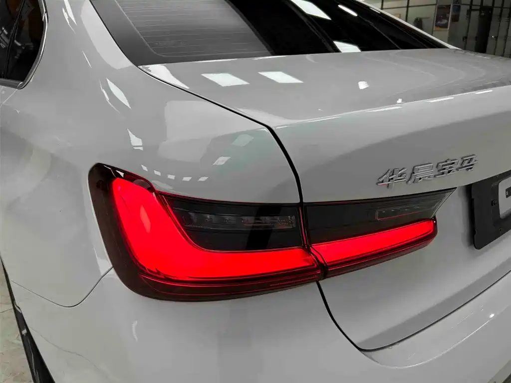 BMW 3 Series 2023 320Li M Sport Package фото 18