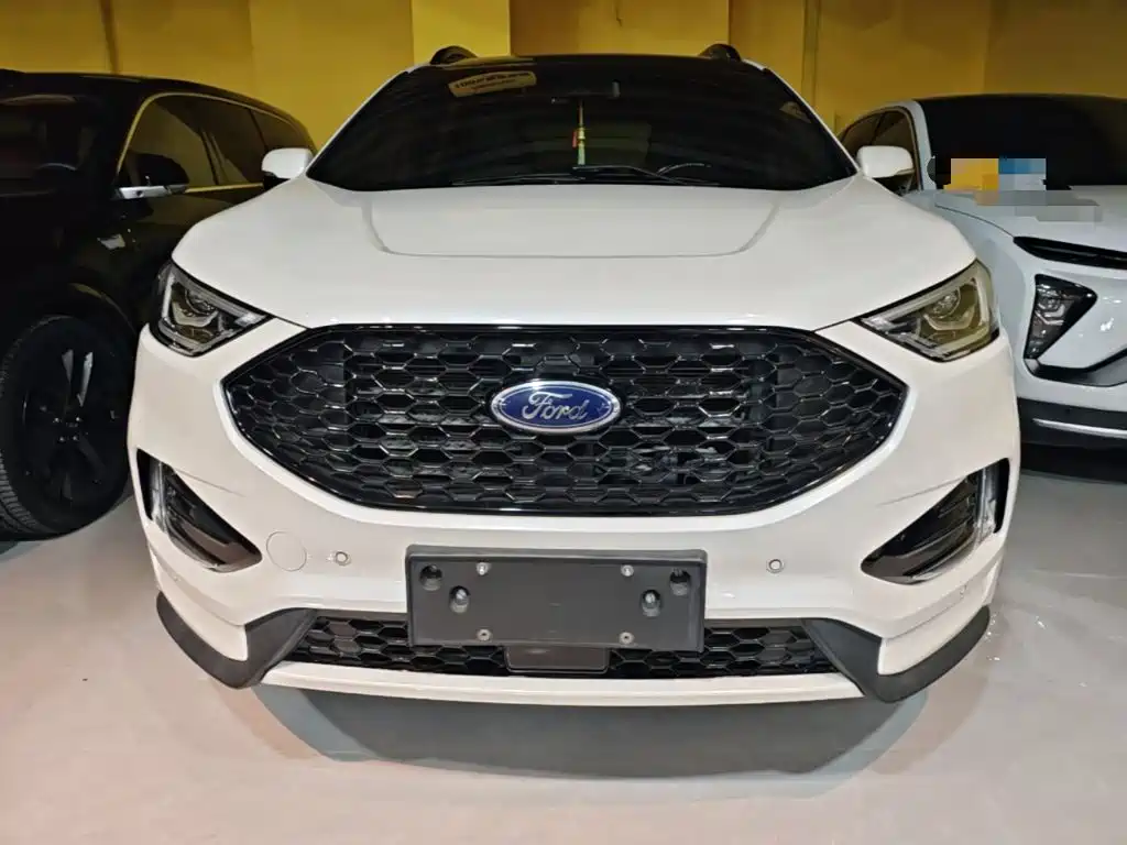 Фото 3 - Ford Edge