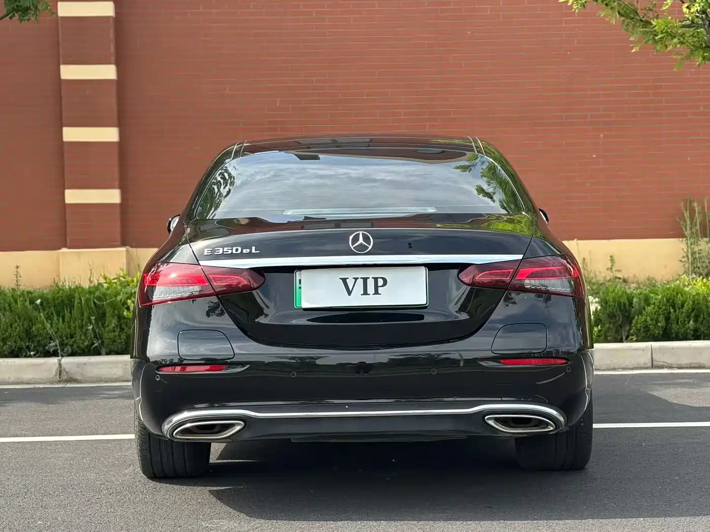Mercedes-Benz E-Class New Energy 2022 E 350 e L Plug-in Hybrid Sedan фото 7