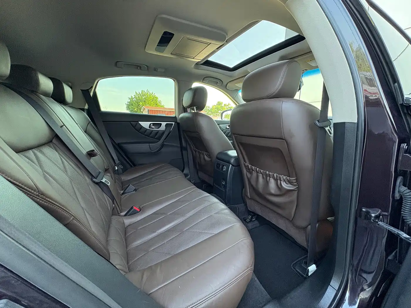 Infiniti QX70 2013 3.7L Superior фото 11