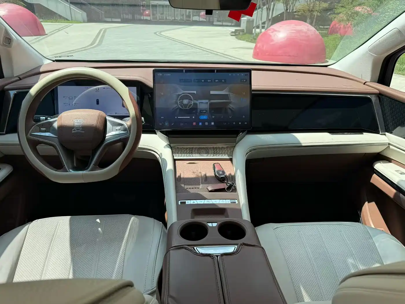 BYD Xia 2025 2025 DM-i 1.5T 100km Surpass Edition