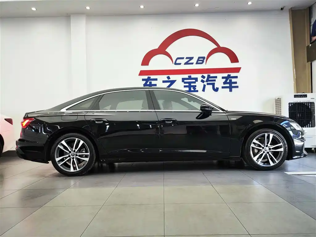 Audi A6L 2021 40 TFSI Luxury Sport фото 8