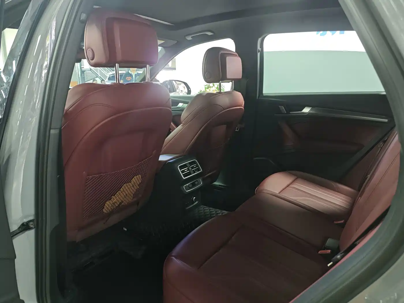 Фото 6 - Audi Q5L