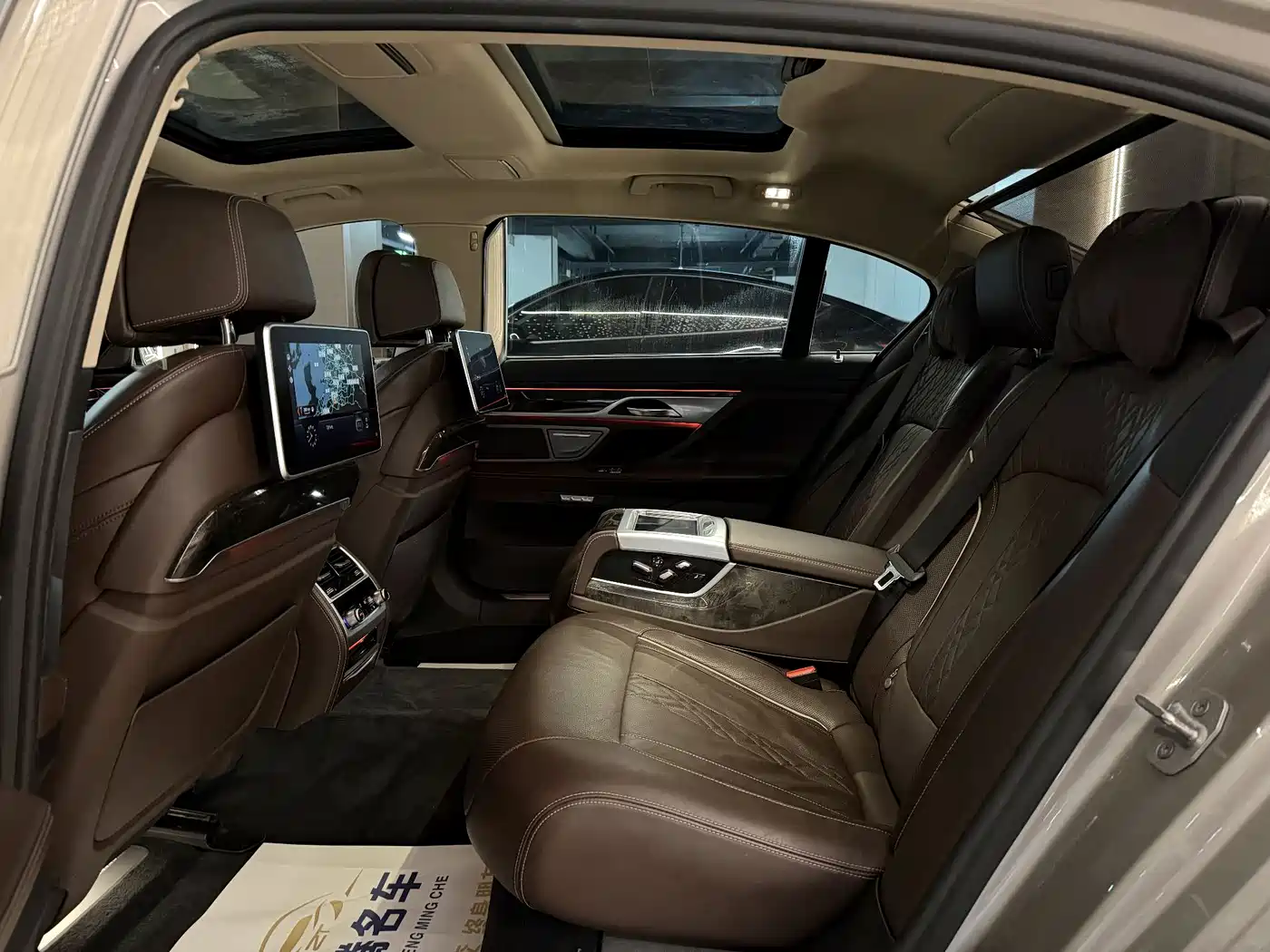 BMW 7 Series 2018 730Li Premium Type Excellence Package фото 28