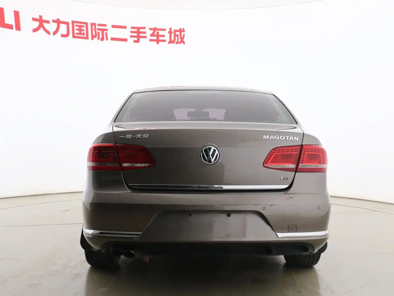 Volkswagen Magotan 2015 1.8TSI Premium фото 15