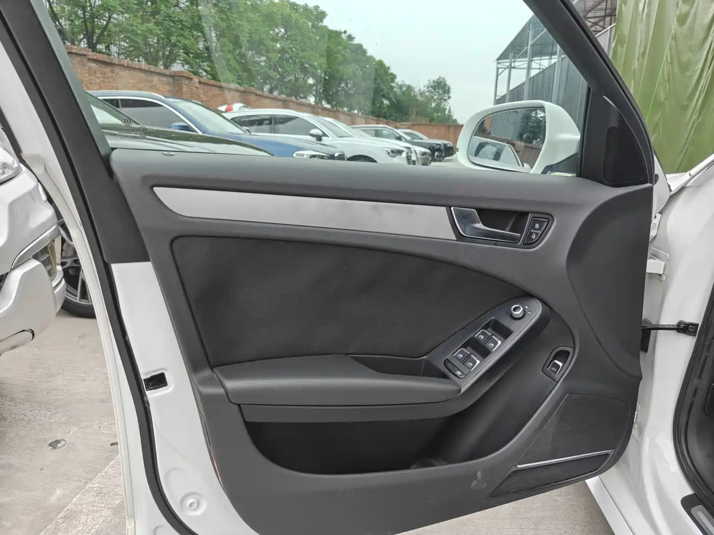 Audi A4L 2013 30 TFSI Automatic Comfort фото 5