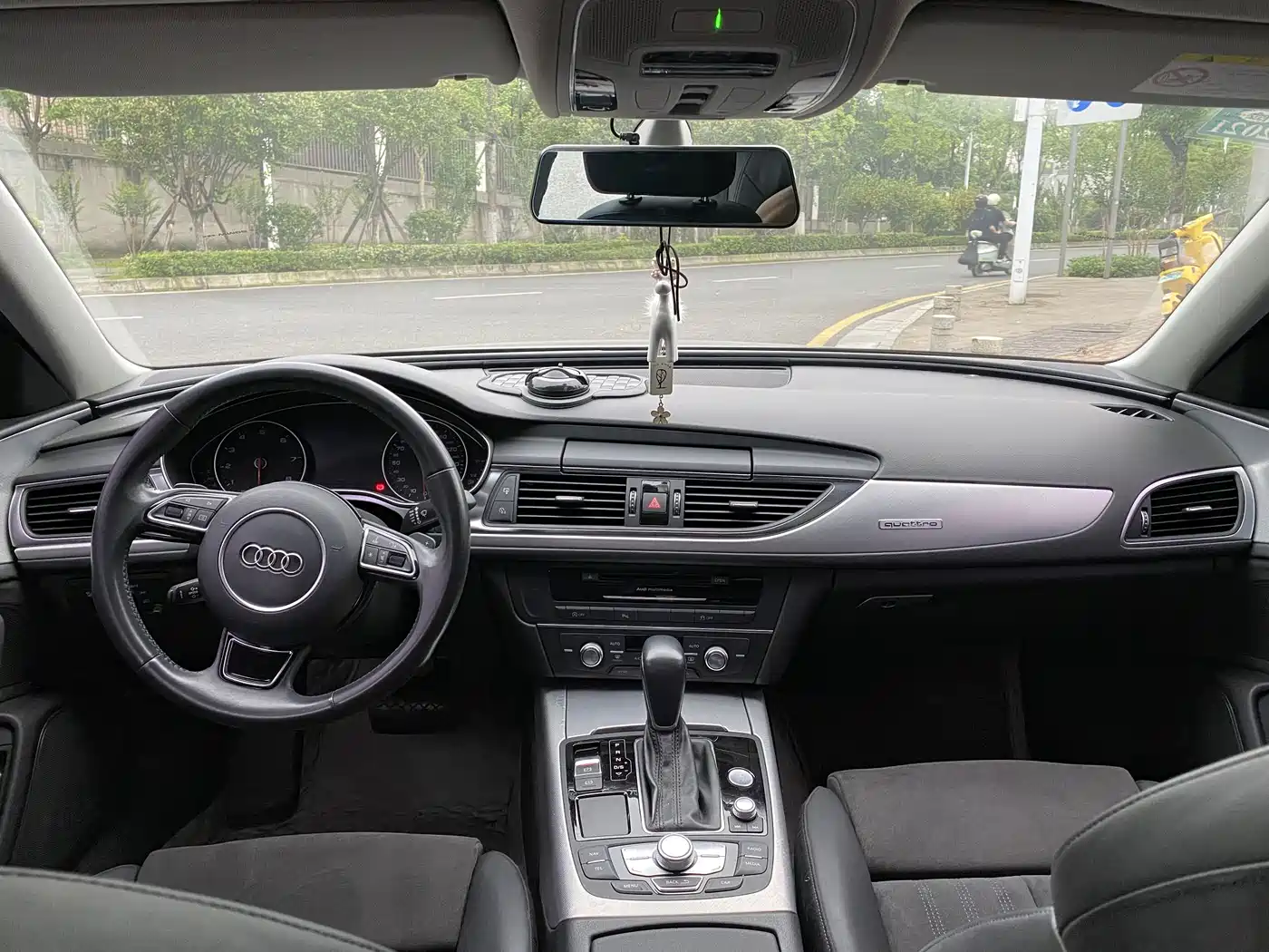 Audi A6 (Import) 2017 Avant 40 TFSI Sport фото 10