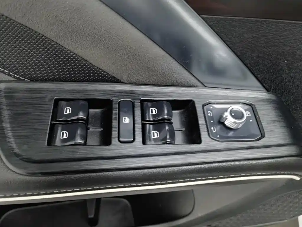 Photo 9 - Haval H6