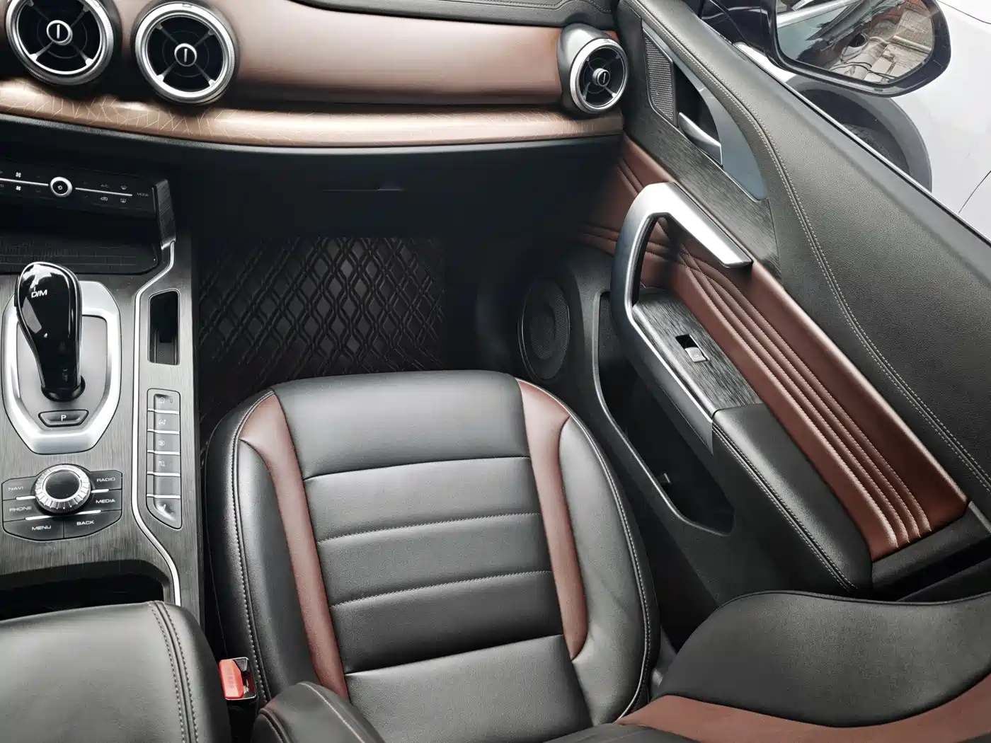 WEI PAI WEI BRAND VV5