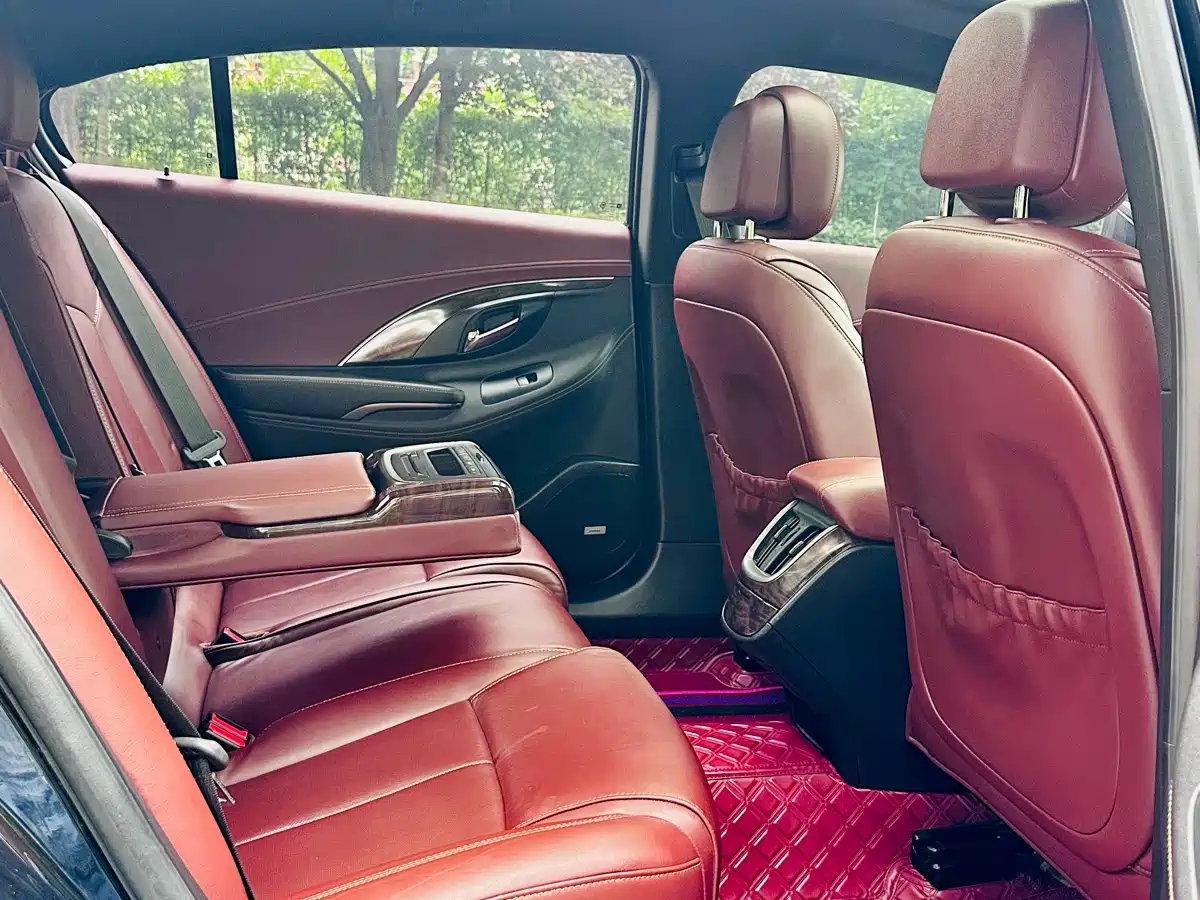 Buick LaCrosse 2013 2.4L SIDI Luxury Comfort фото 11