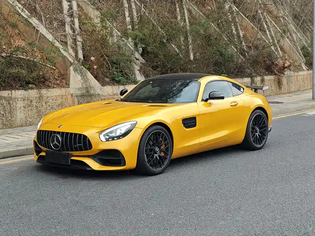 MERCEDES-BENZ AMG GT