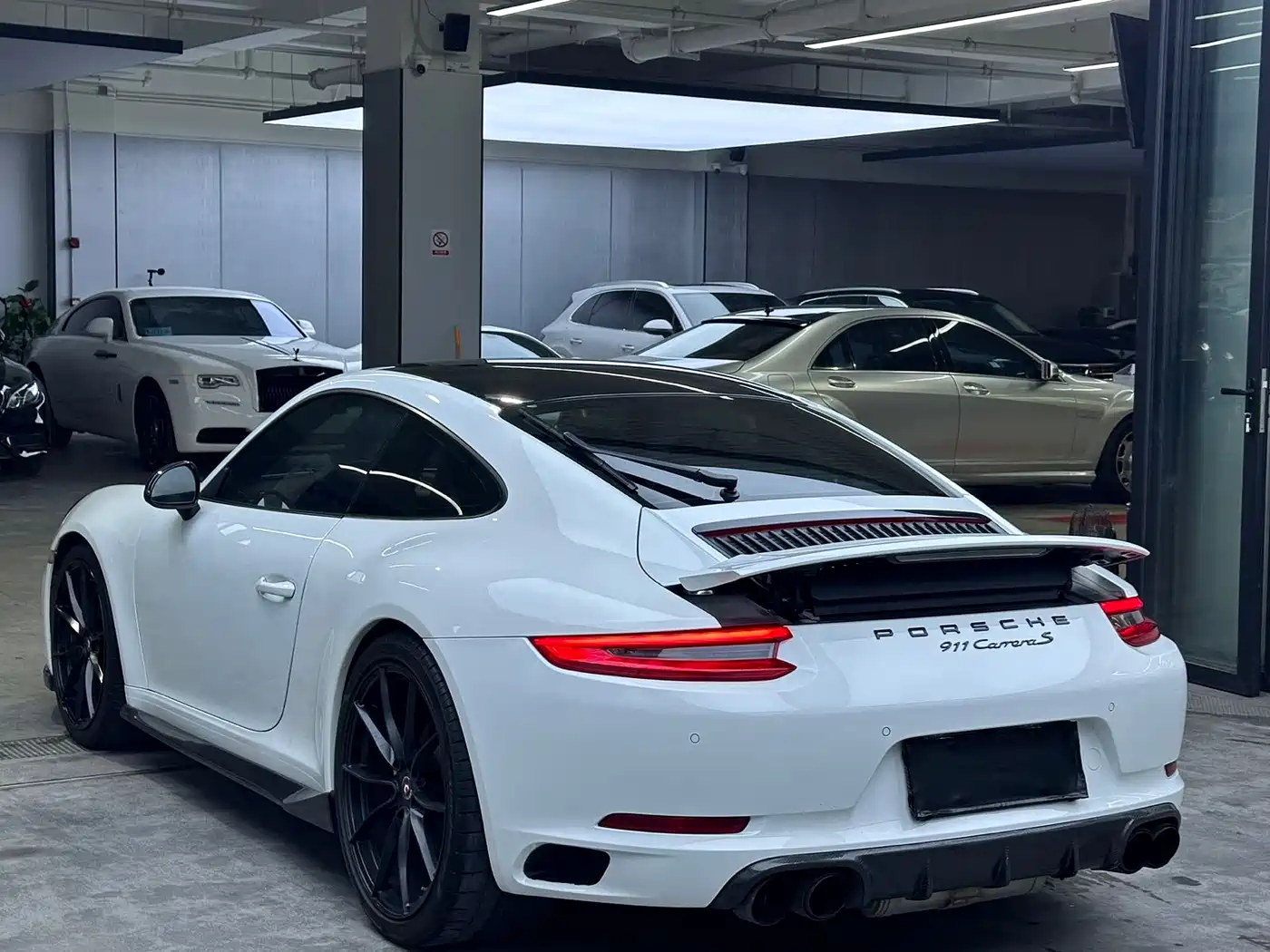 Porsche 911 2016 Carrera 3.0T фото 4