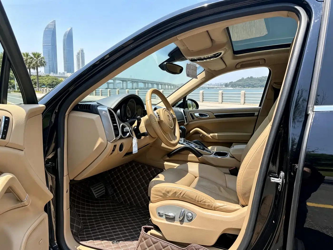 Porsche Cayenne 2011 Cayenne 3.0T фото 14