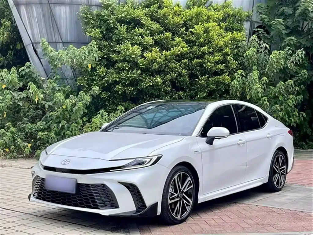 Toyota Camry 2024 2.0S Sport Edition фото 2