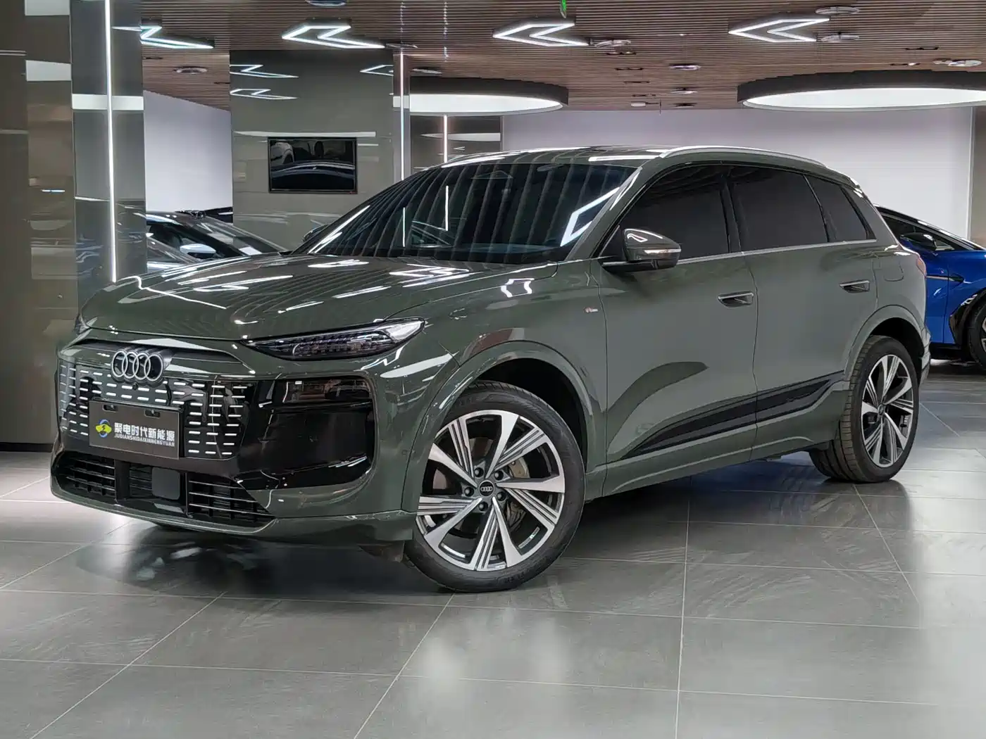Audi Q6L e-tron 2025 Extended Range Edition