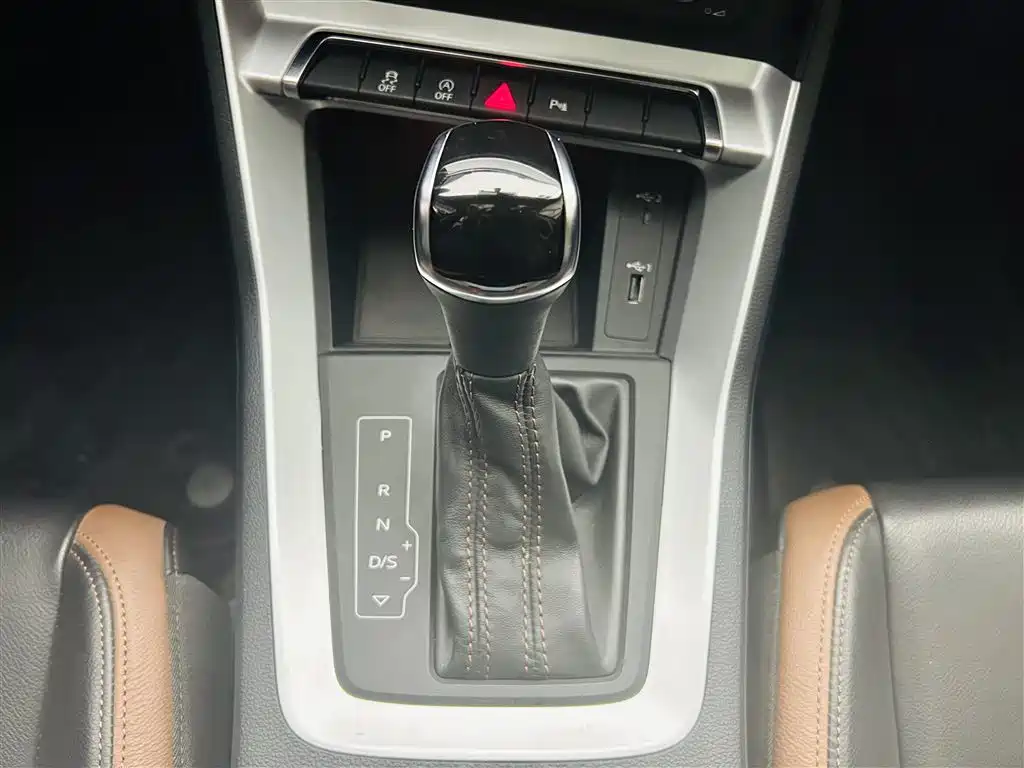 Audi Q3 2019 40 TFSI Fashion Elegance фото 16
