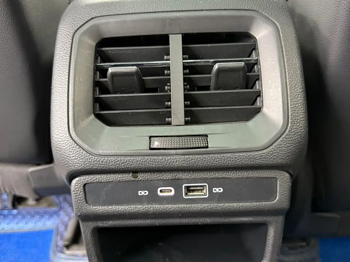 Volkswagen Tharu 2021 280TSI 2WD Luxury Plus фото 17