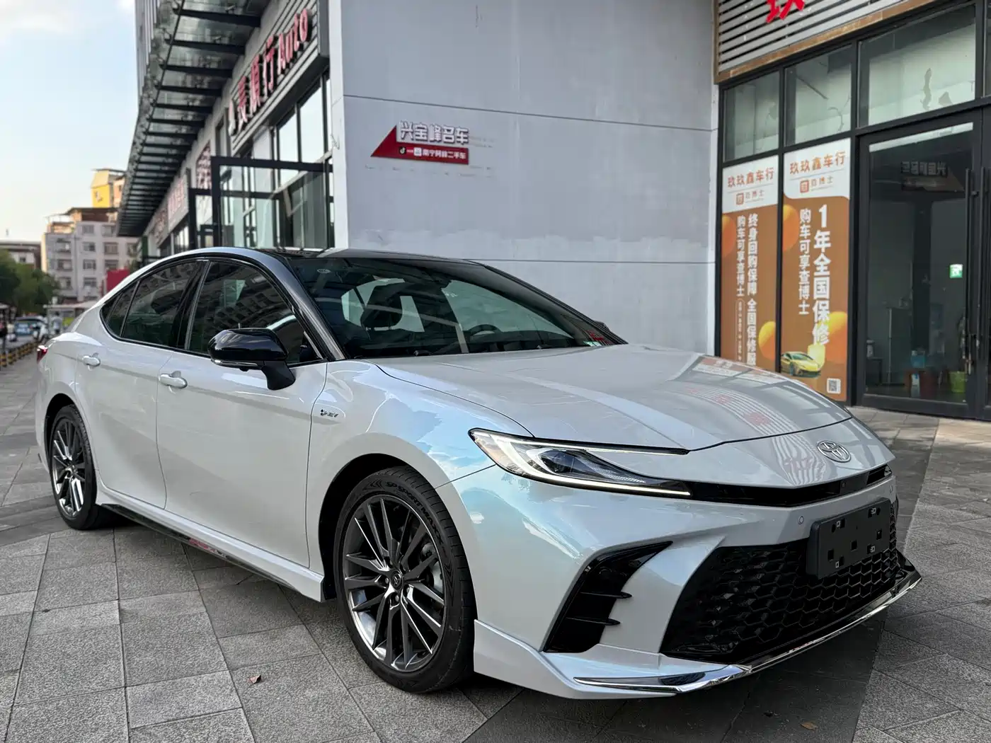 Toyota Camry 2024 Model Dual Hybrid 2.0HXS Sport Plus Edition фото 3