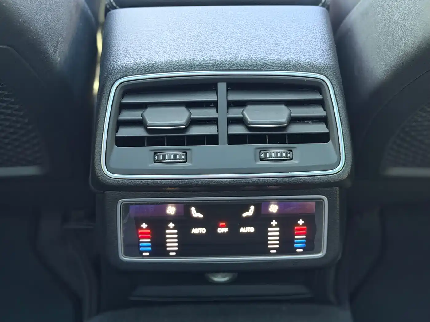 Audi A6L 2021 45 TFSI Exclusive Sport фото 7