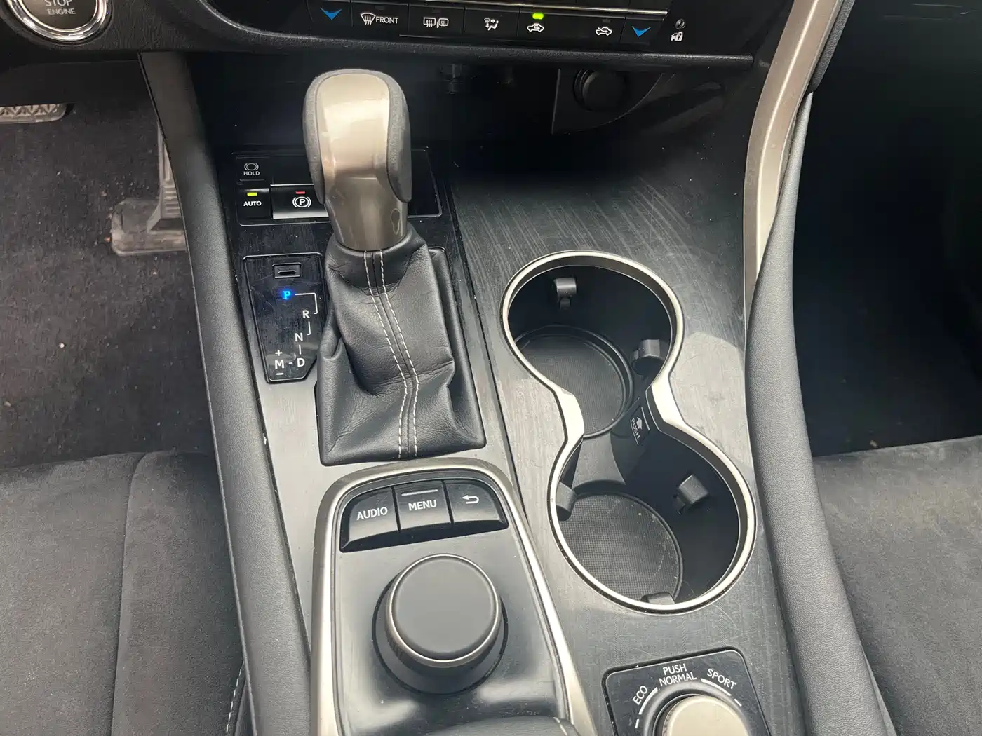 Lexus RX 2016 300 2WD Elite Edition China VI фото 17