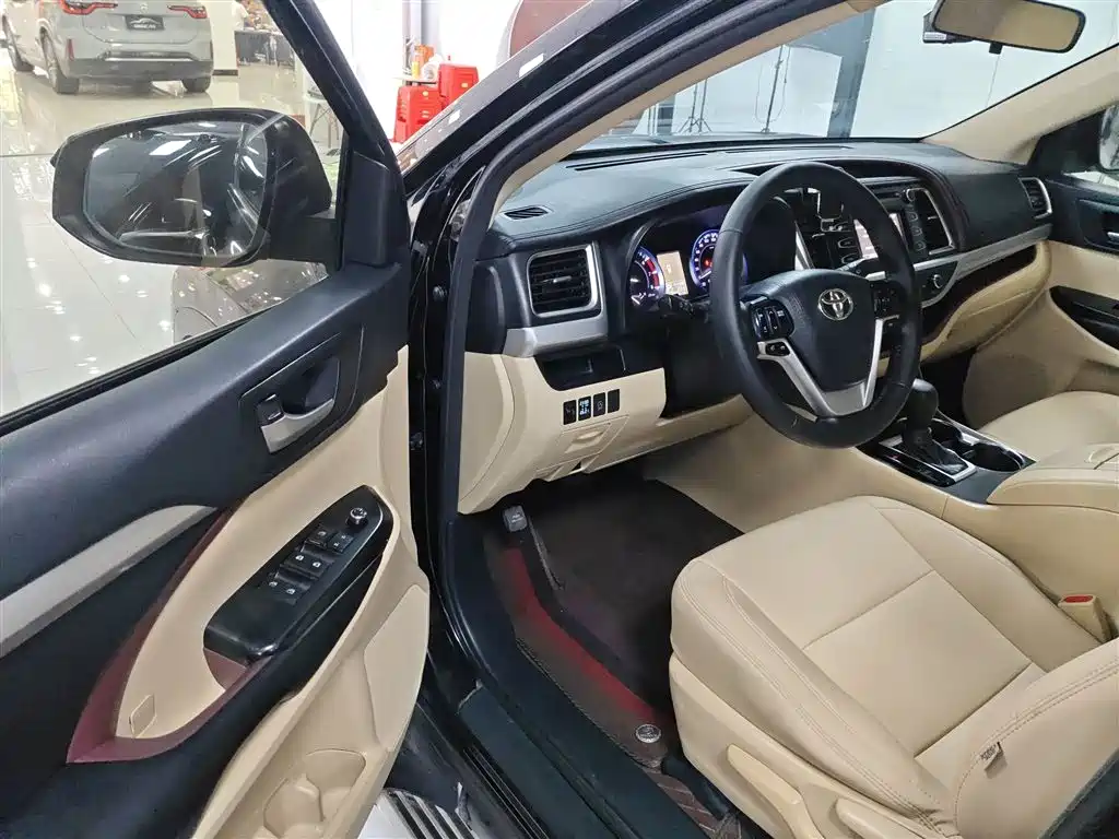 Toyota Highlander 2017 2.0T 4WD Elite 7-Seater фото 12