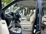 Photo 9 - Ford Tourneo