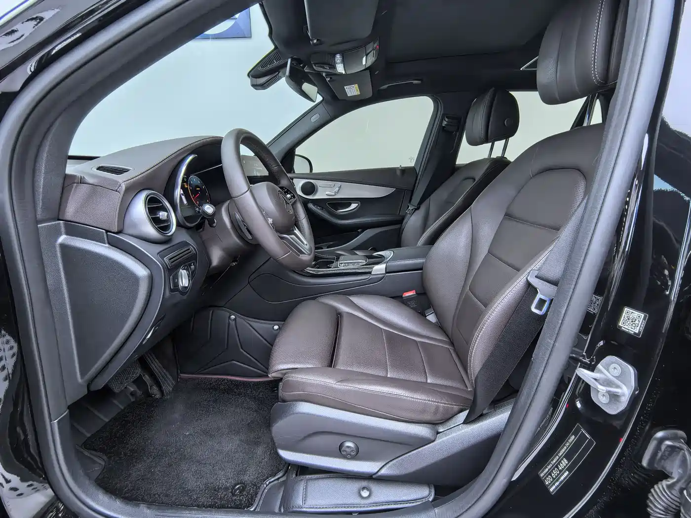 Mercedes-Benz GLC 2022 Model GLC 260 L 4MATIC Dynamic Edition фото 14