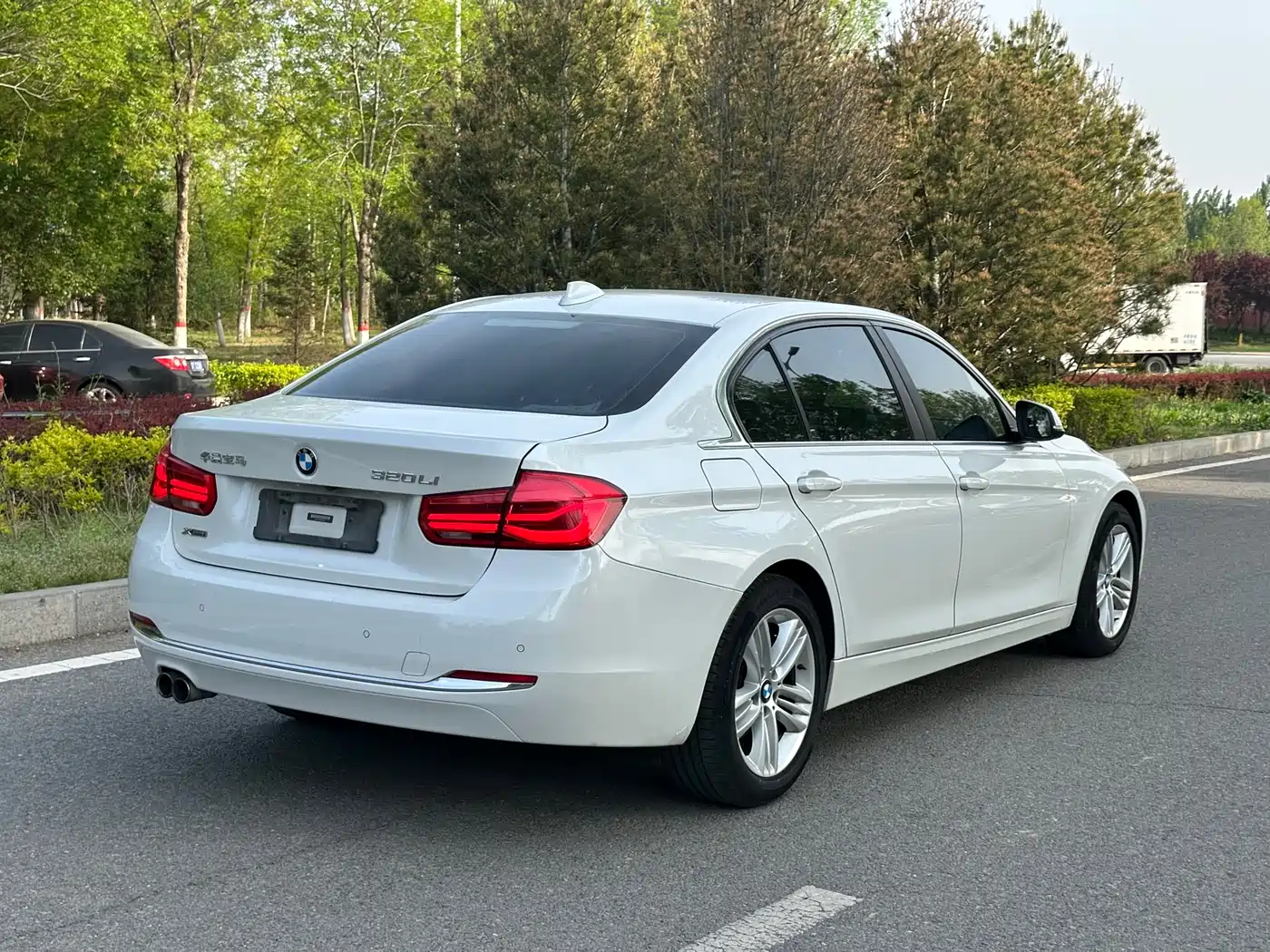 BMW 3 Series 2017 320Li xDrive Fashion фото 4